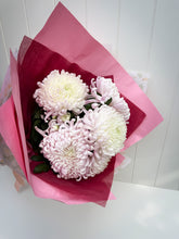 Load image into Gallery viewer, Wrapped Chrysanthemum Disbuds
