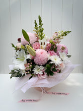 Load image into Gallery viewer, Mother's Day Pink Hat Box Arrangement
