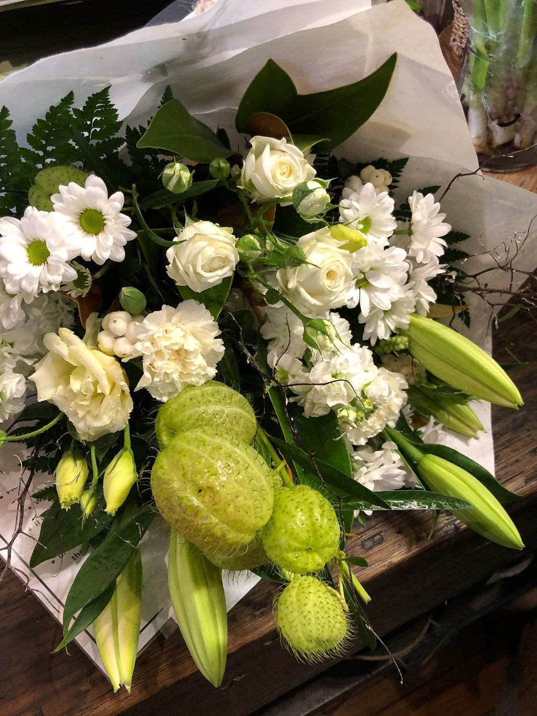 MOTHER'S DAY WHITE & GREEN BOUQUET